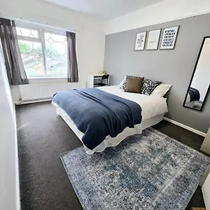 https://beautiful-rooms-in-prime-location.cambridgehotelsuk.com